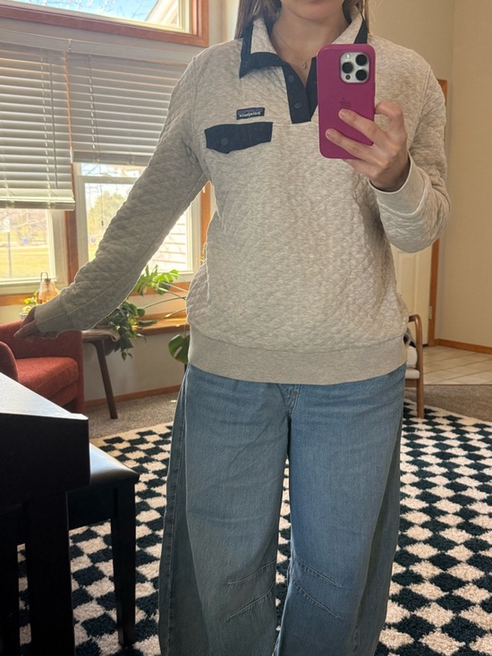 Patagonia Sweaters - Patagonia Women’s Quilted Pullover Sweater - Light Cream with Navy Trim